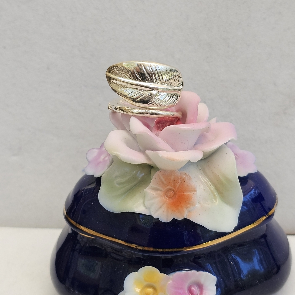 SET! 925 Cross with 925 Feather Ring & Stretch Angel Bead Bracelet SET! - Picture 4 of 16